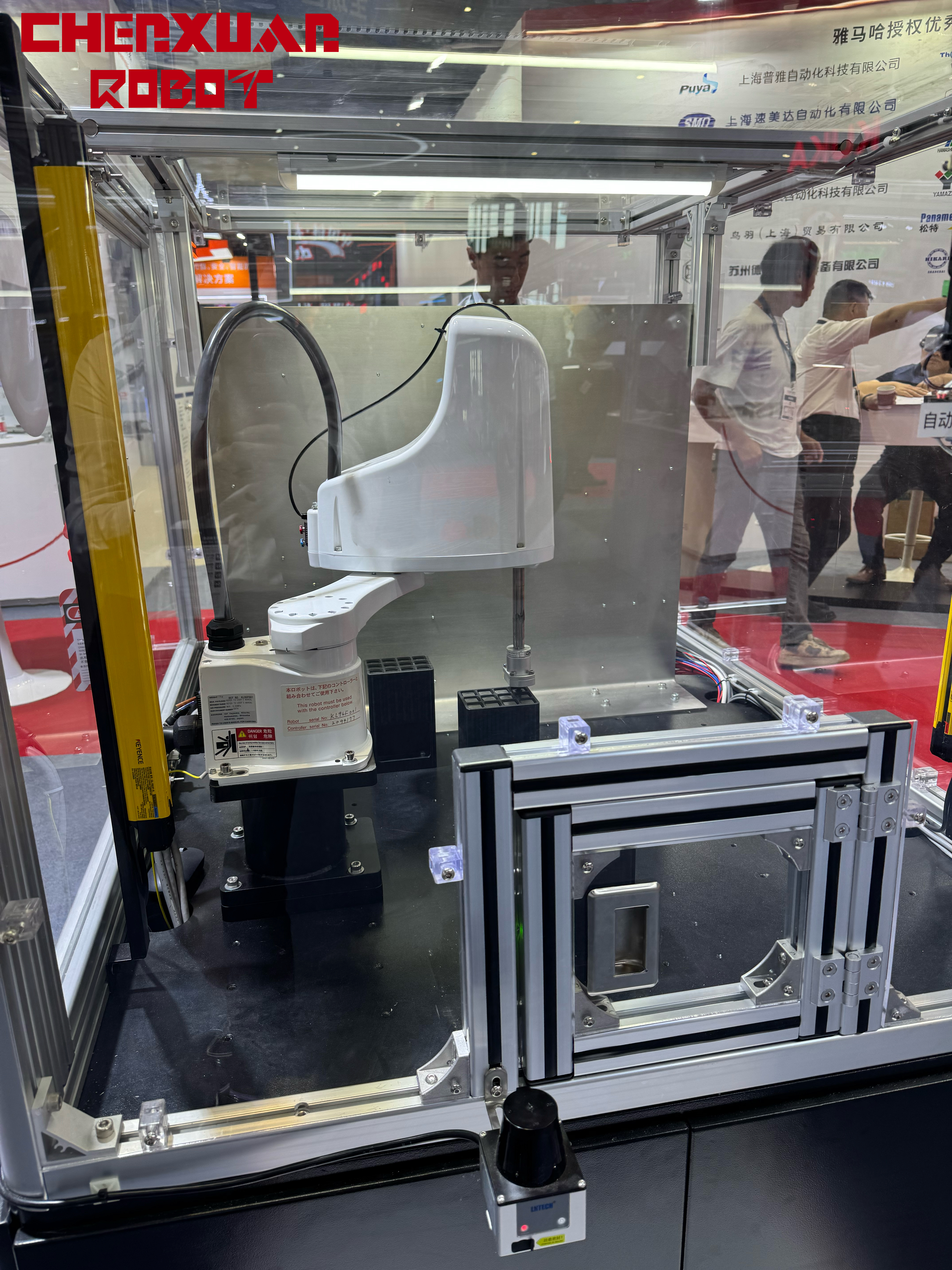 Four-axis palletizing