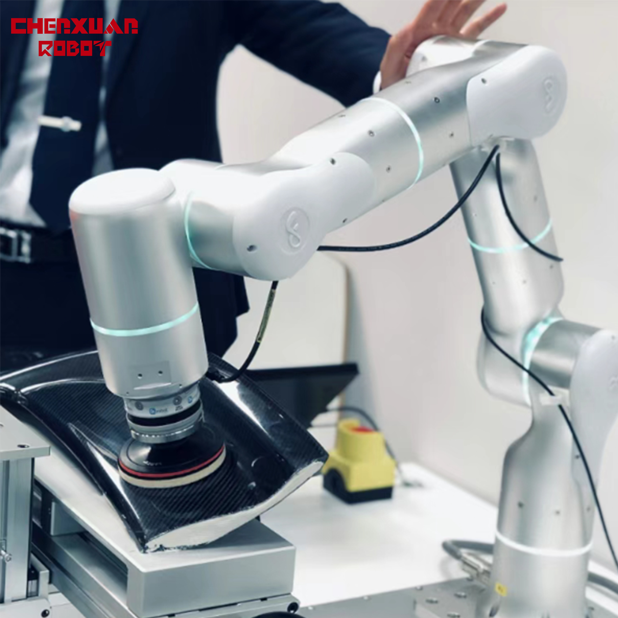 Collaborative grinding robot