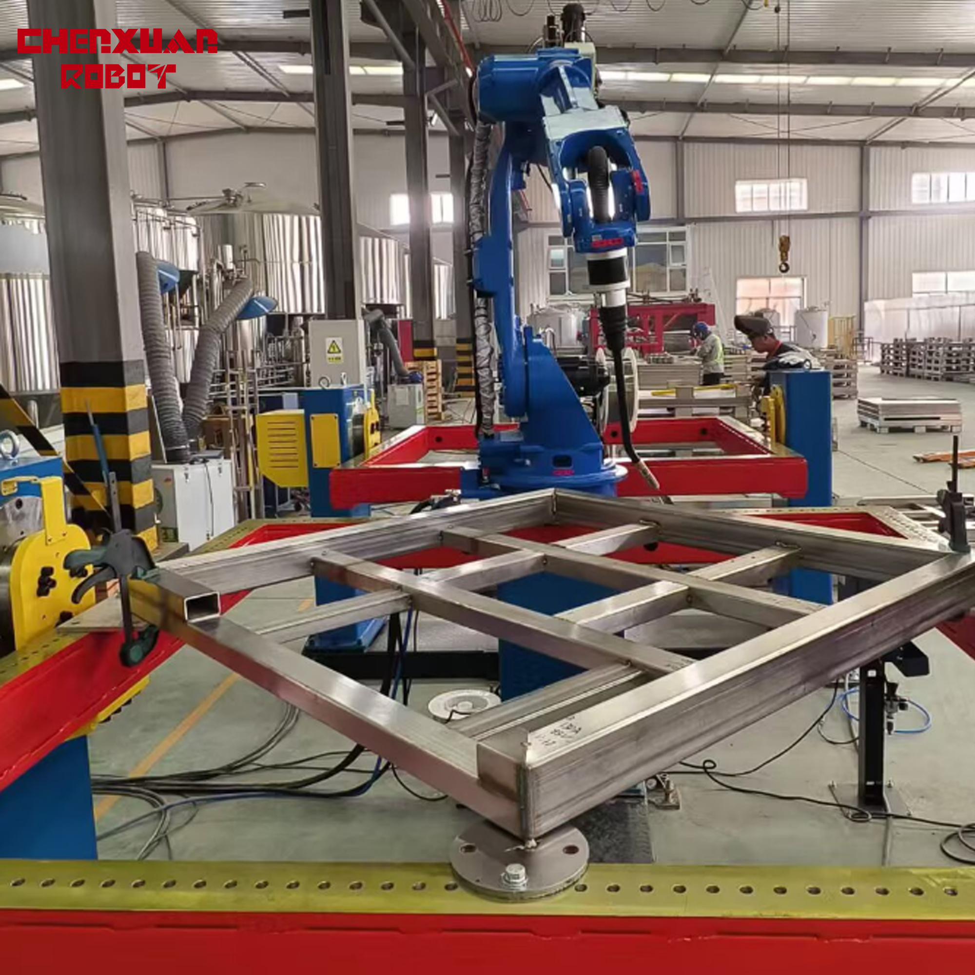 Pallet welding robot