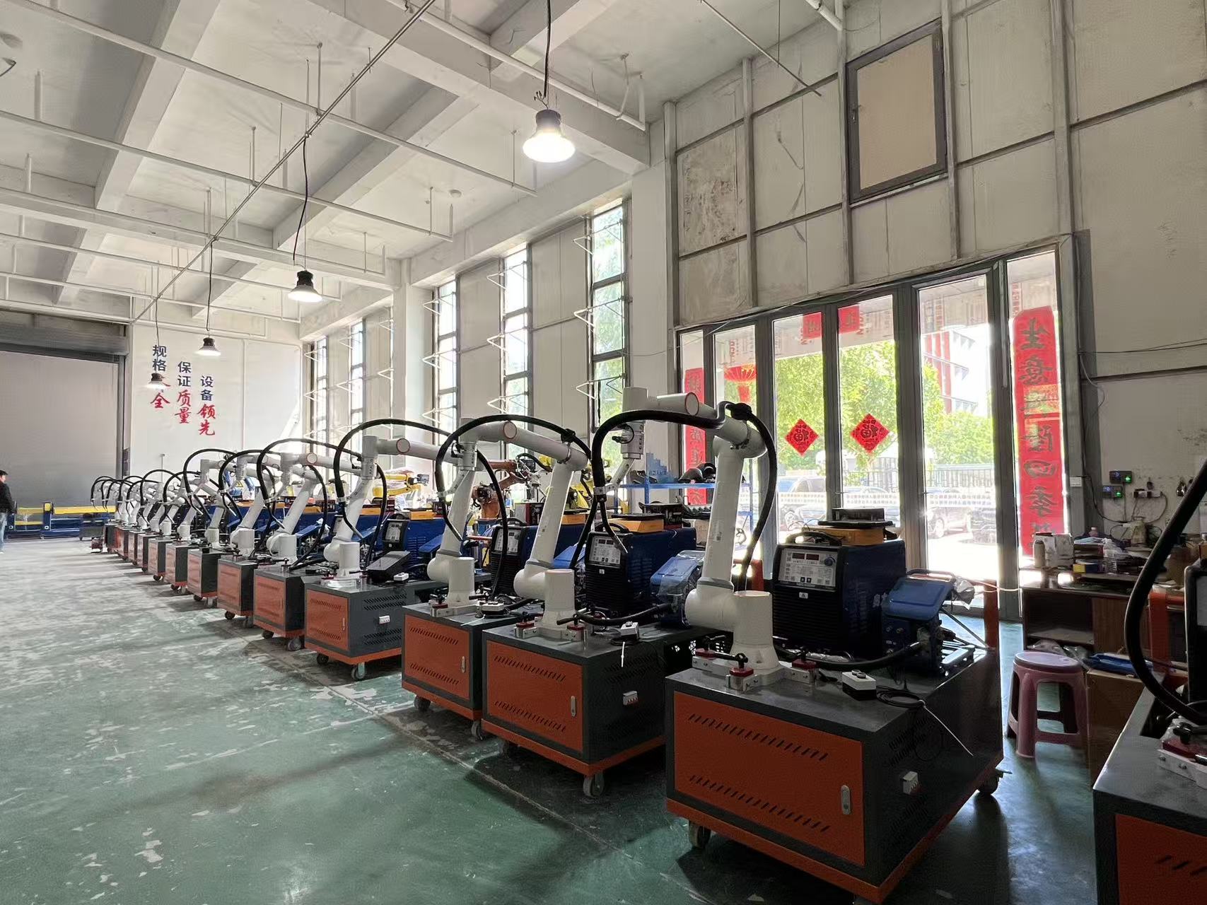 Collaborative welding workstation