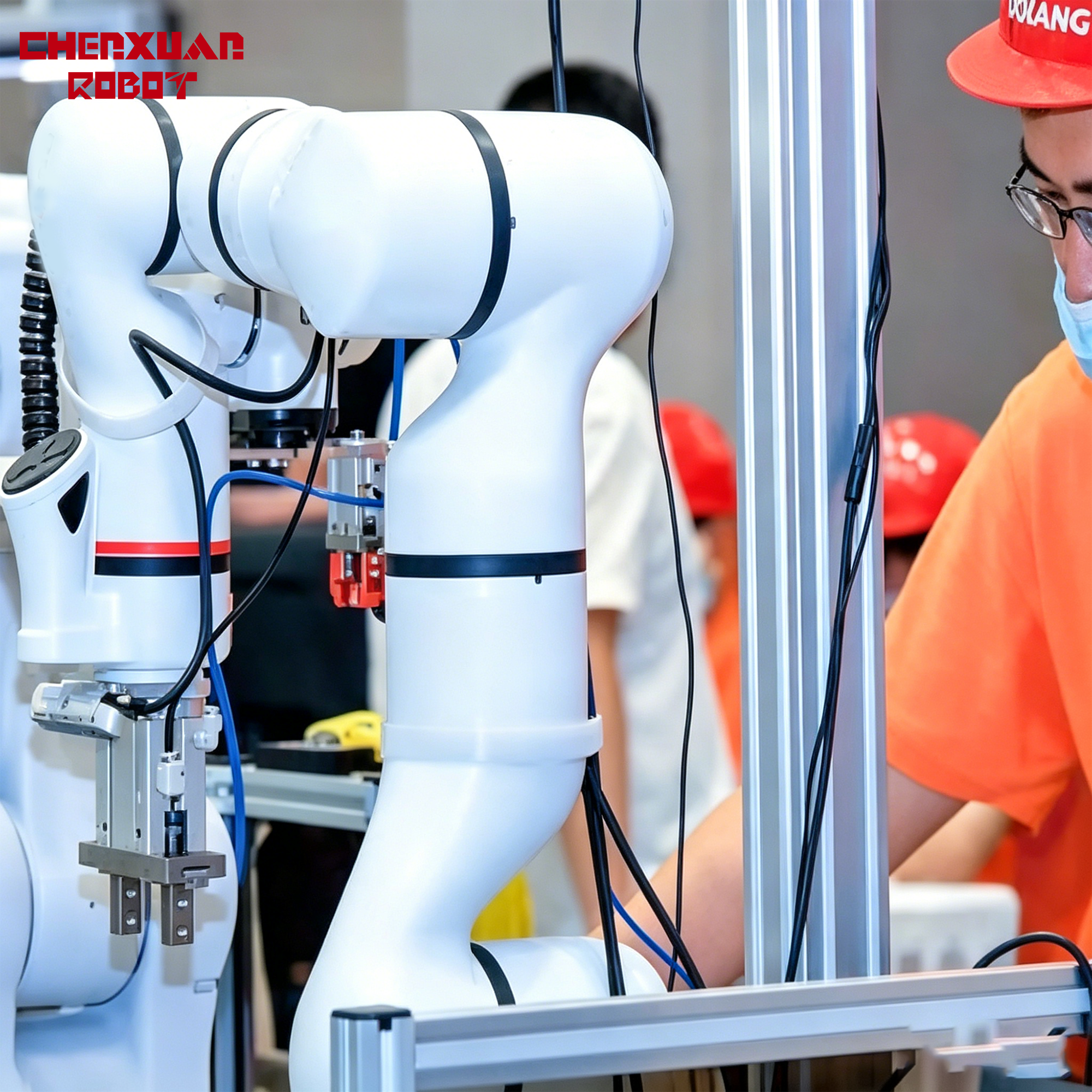 Automatic assembly robot